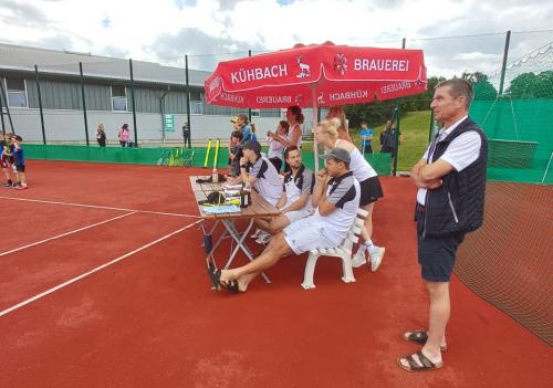 100 Jahr Feier Tennis Spiele ohne Grenzen